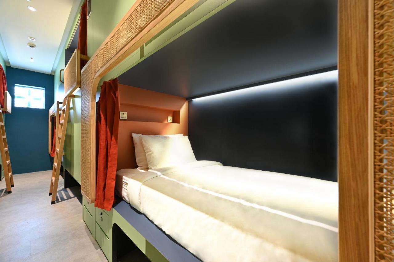 Dream Chaser Boutique Capsule Hotel สิงคโปร์ ภายนอก รูปภาพ